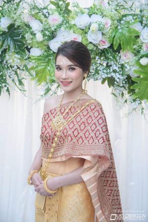 ชุดไทยเจ้าสาว ชุดไทยจักรพรรดิ์ เช่าที่แบมบี้ เวดดิ้ง ห้วยขวาง